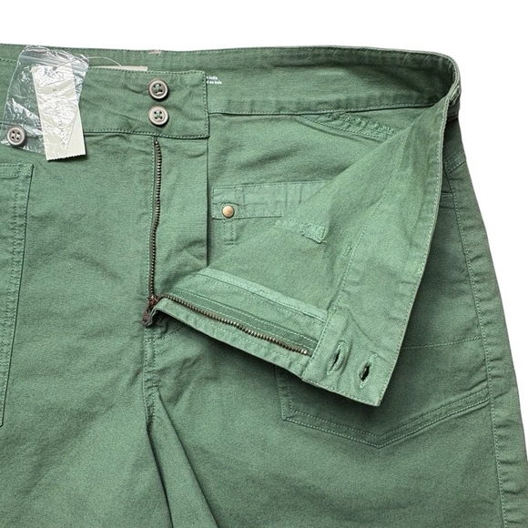 NWT Anthropologie Pilcro The Wanderer Shorts Size 31 Green Mid-Rise Pockets - Picture 6 of 13
